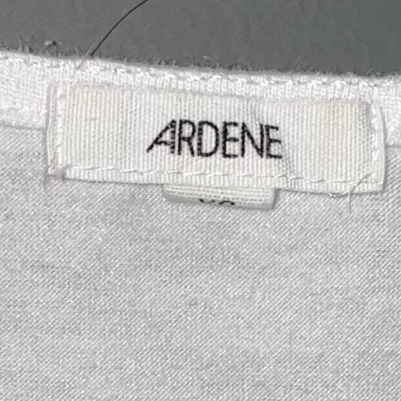 Ardene XS White ribbon Lace front top! - Picture 3 of 3